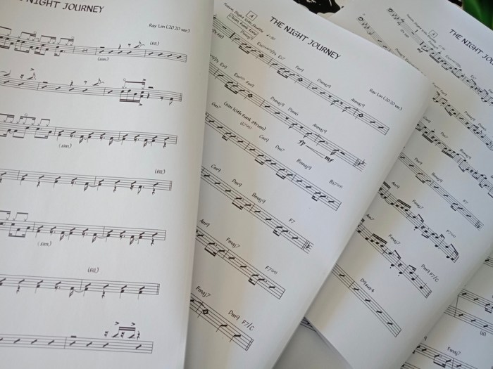 Listen to Ray's compositions, and music for film and media.